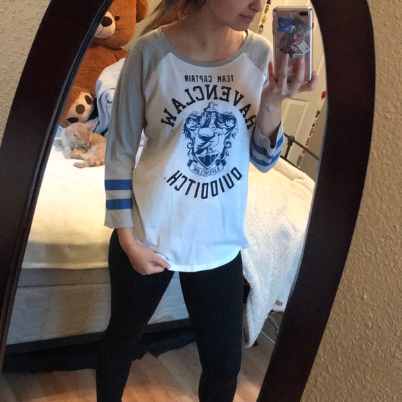 Hot topic Ravenclaw Harry Potter top - Picture 1 of 4